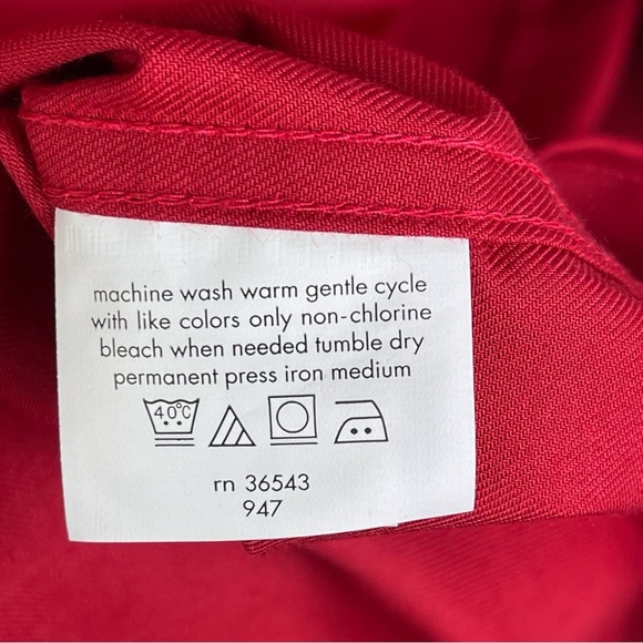 NWT Chaps Men’s Classic Fit Twill Long Sleeve Button down Shirt Crimson - Picture 8 of 8